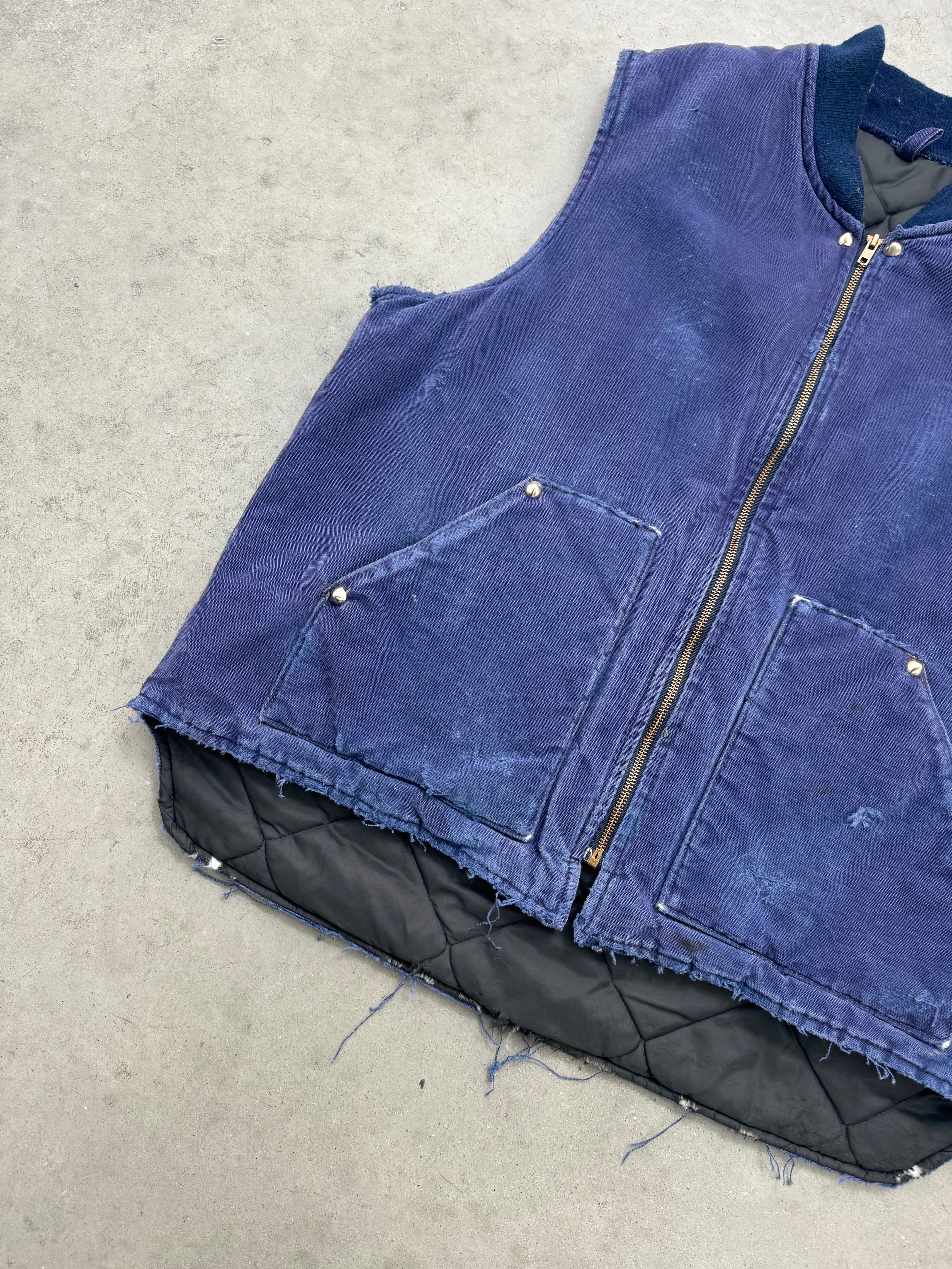 STUDDED & DISTRESSED FADED CARHARTT VEST - 1990S