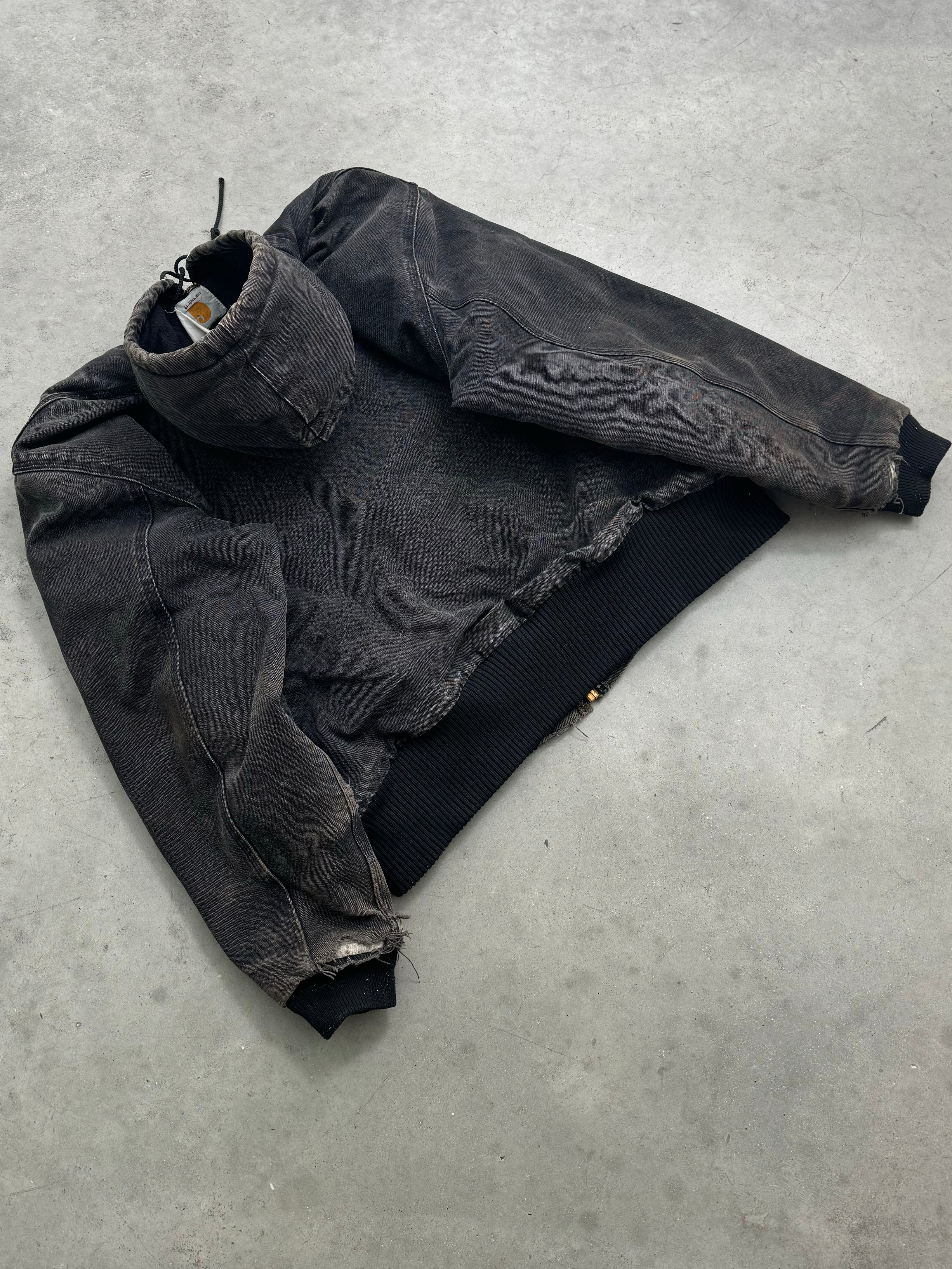 DISTRESSED SUN FADED BLACK CARHARTT ACTIVE JACKET - 1990S