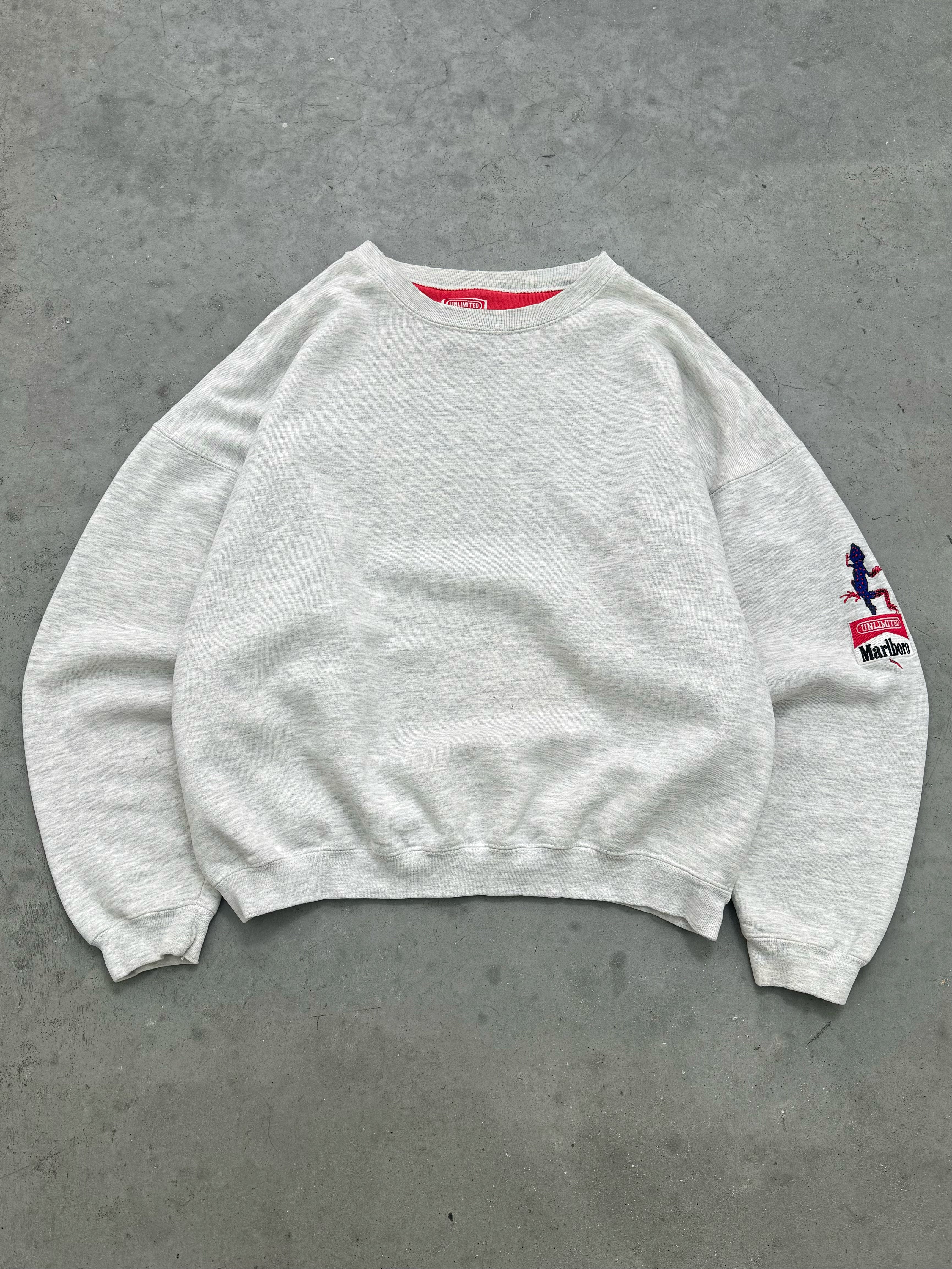 HEATHER GREY MARLBORO "GECKO" CREWNECK - 1990S