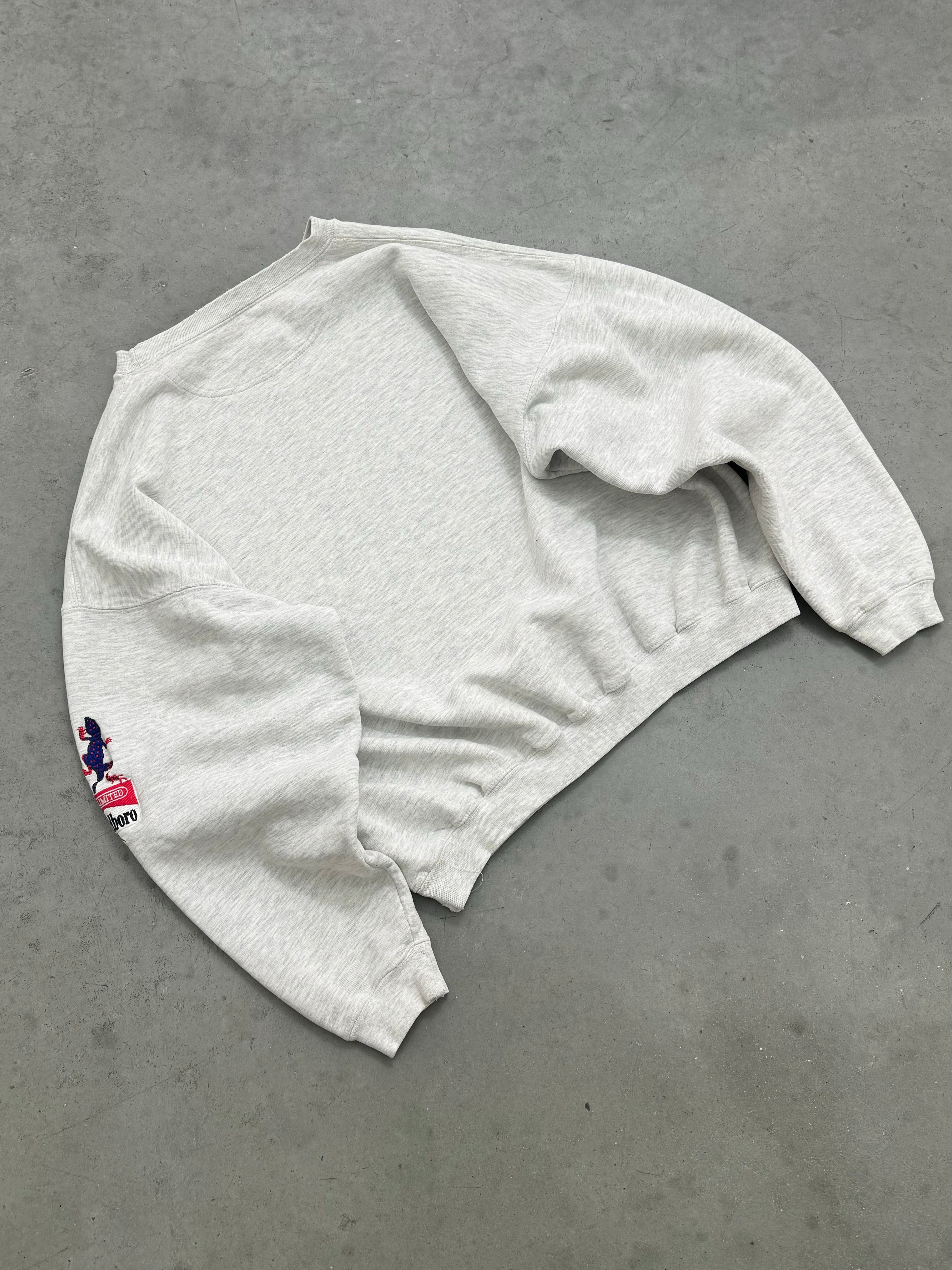 HEATHER GREY MARLBORO "GECKO" CREWNECK - 1990S