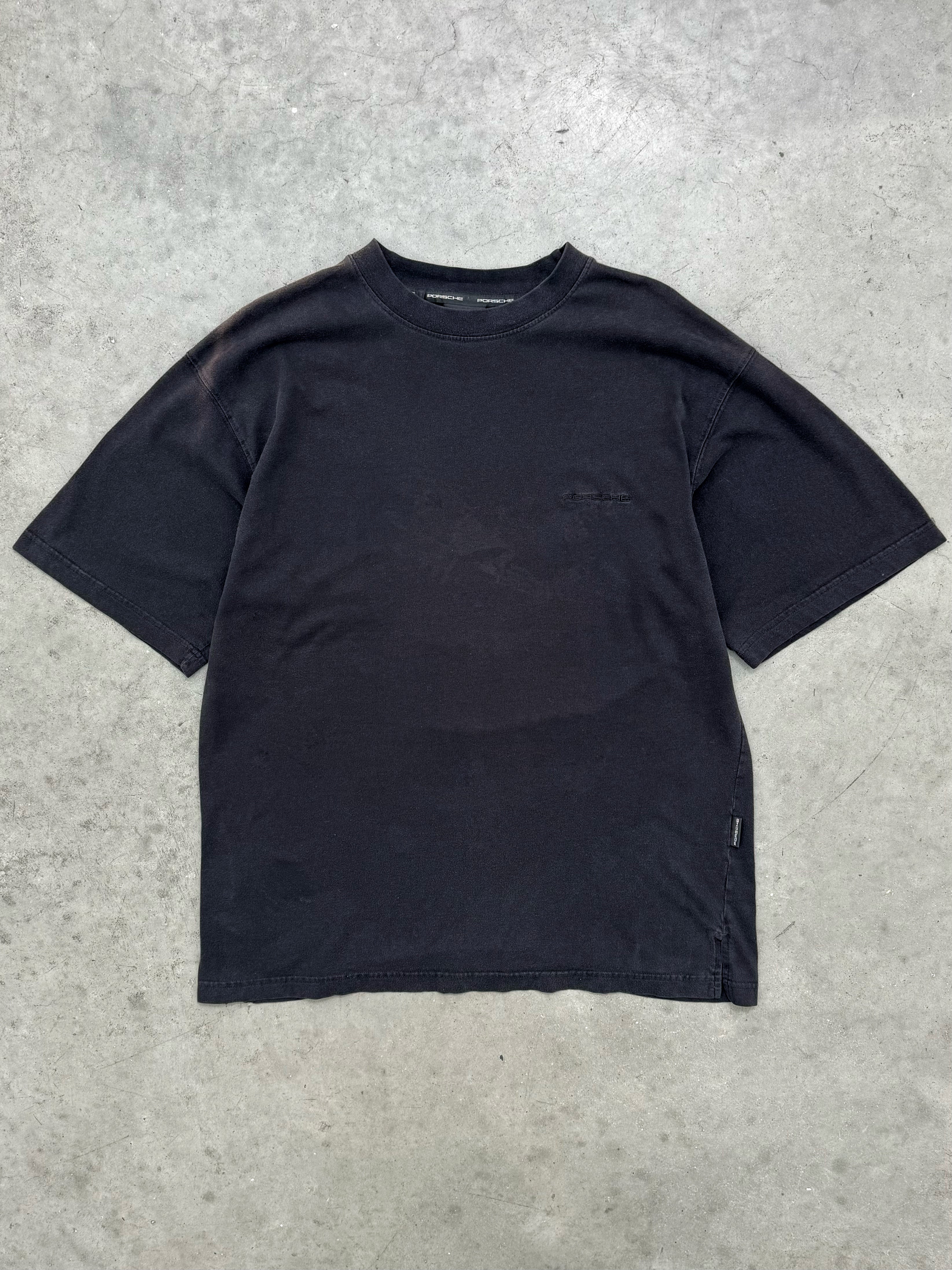 SUN FADED BLACK PORSCHE TEE - 2000S