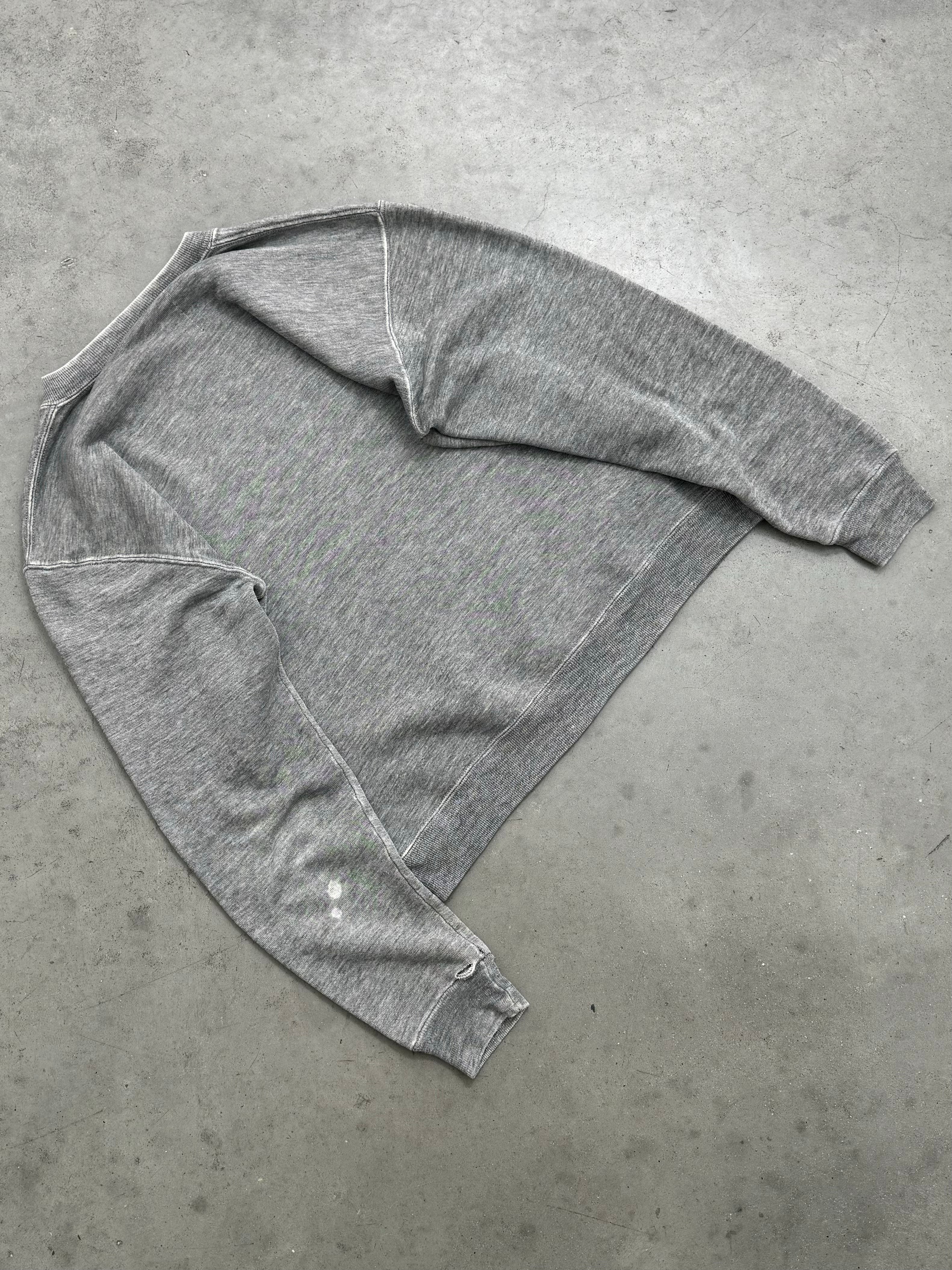 FADED HEATHER GREY & DISTRESSED RUSSELL CREWNECK - 1980S