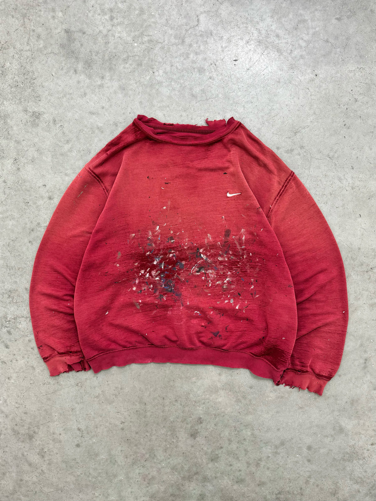 FADED RED & DISTRESSED NIKE PAINT SPLATTER CREWNECK - 2000S