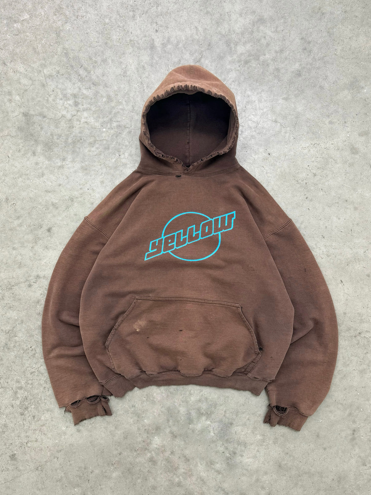 DISTRESSED & FADED BROWN "YELLOW" HOODIE - 2000S