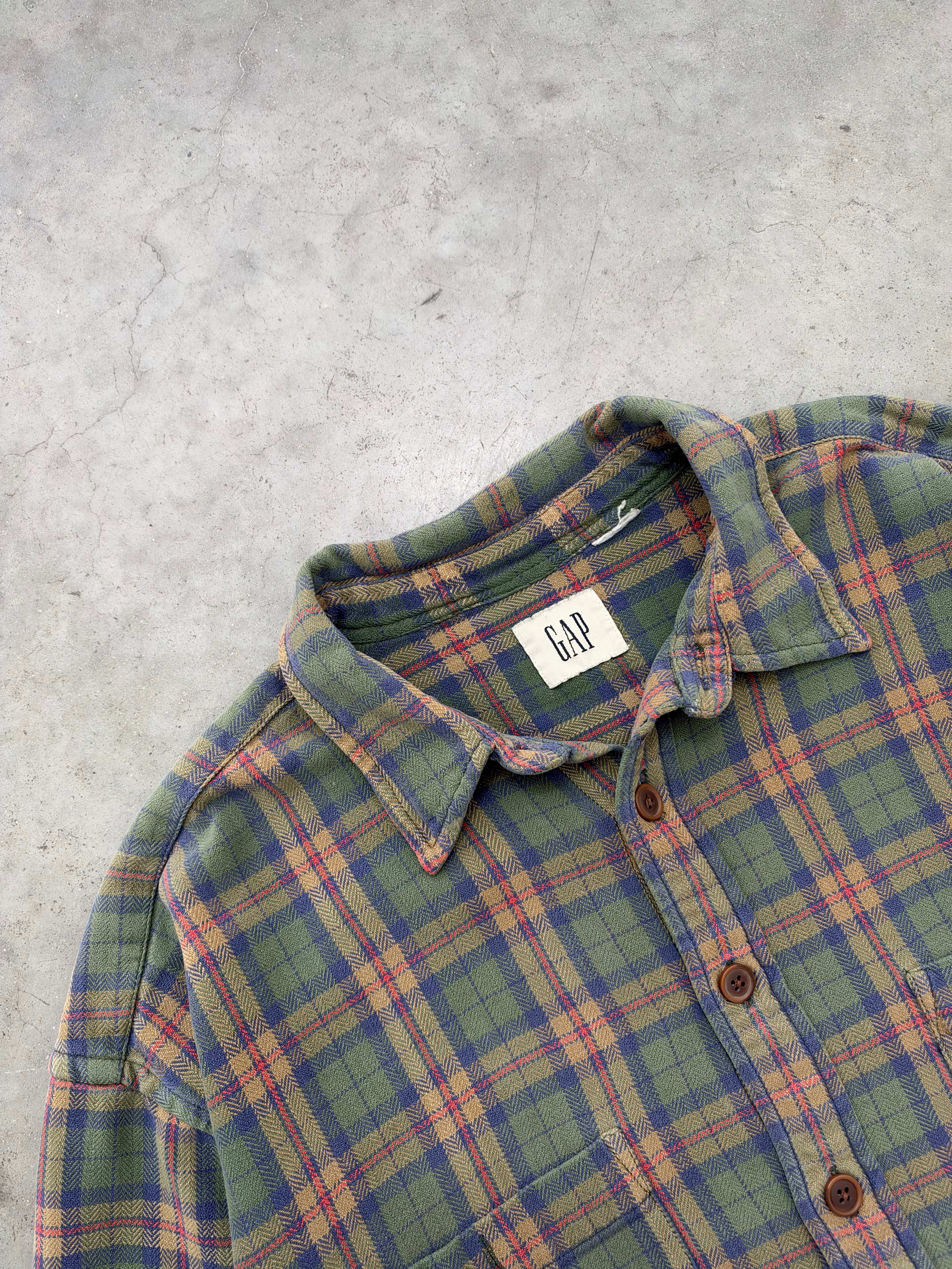 FADED GREEN PLAID GAP FLANNEL SHIRT - 1990S