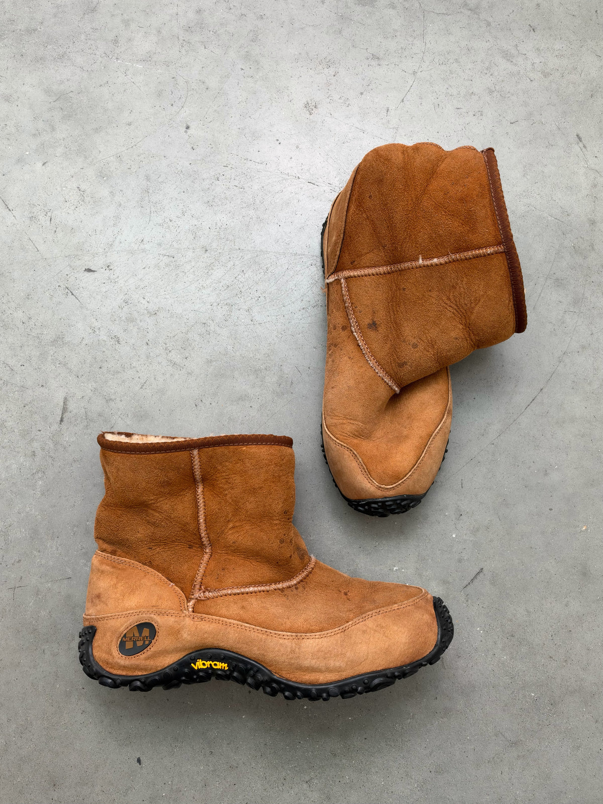 MERRELL YETI BOOTS - TAN