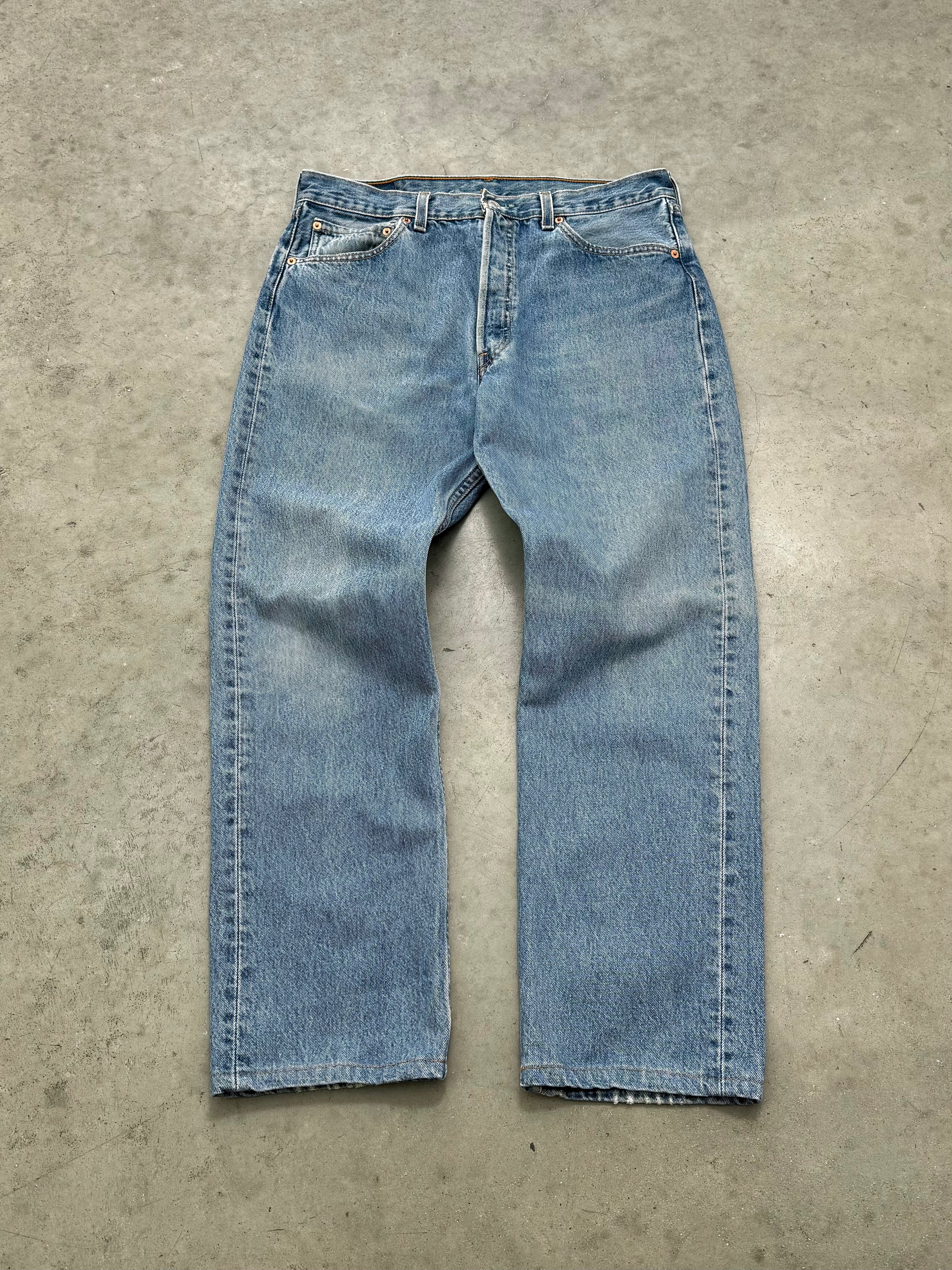 FADED BLUE LEVIS 501 JEANS - 2000S