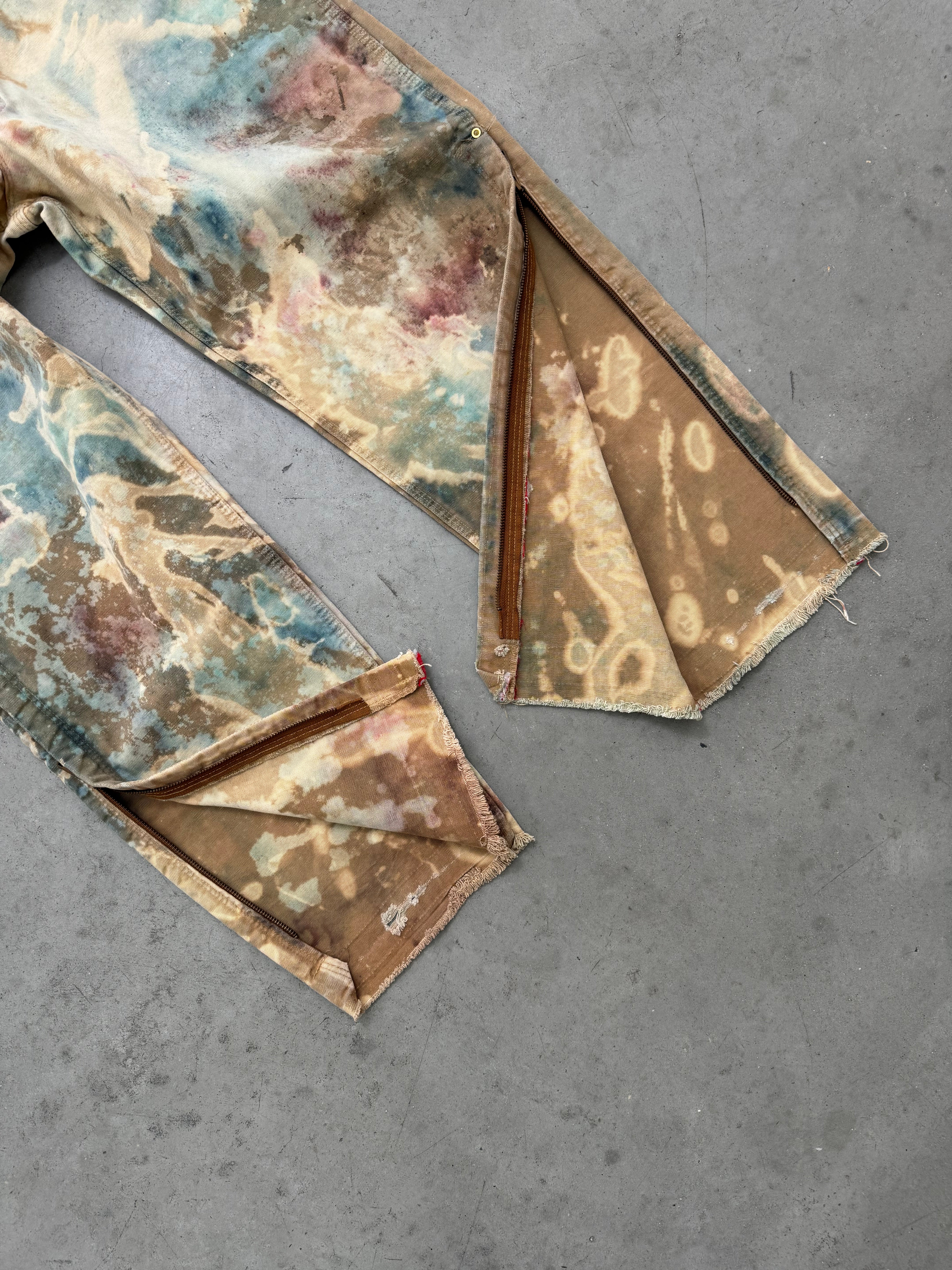 DISTRESSED & FADED TAN PAINT SPLATTER COVERALL PANTS - 1980S